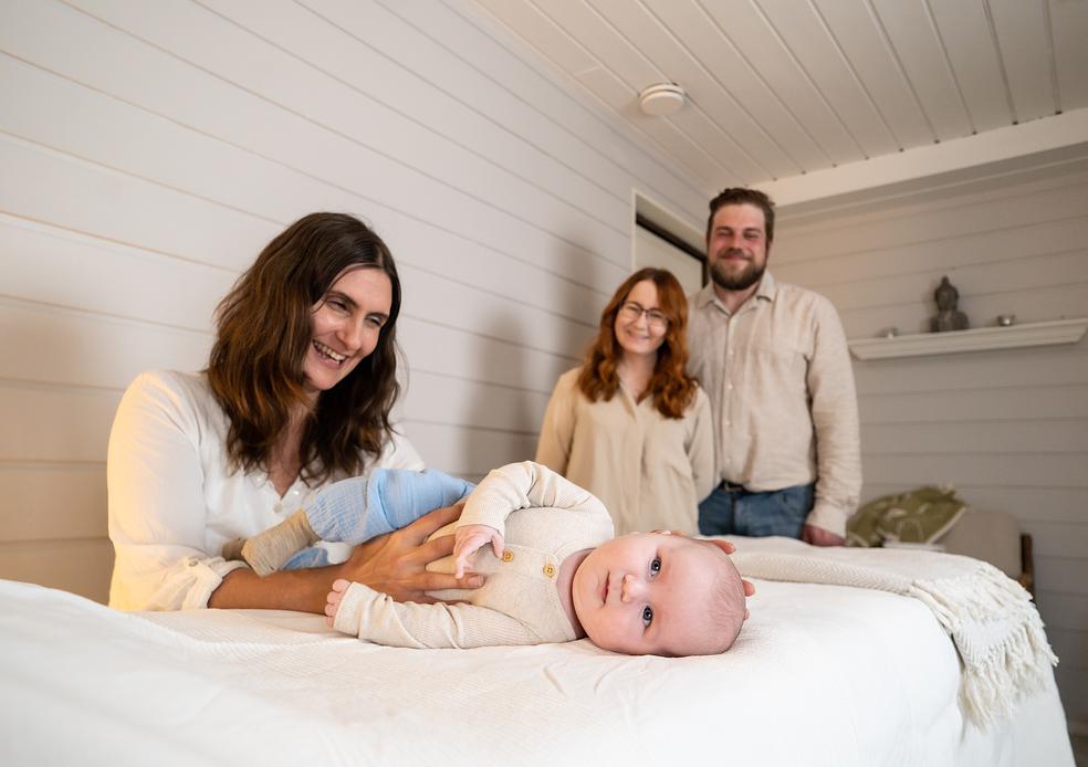 Vauvahieronta Vanhemmille -verkkokurssi - 49 euron kertamaksu by Anna Doepel